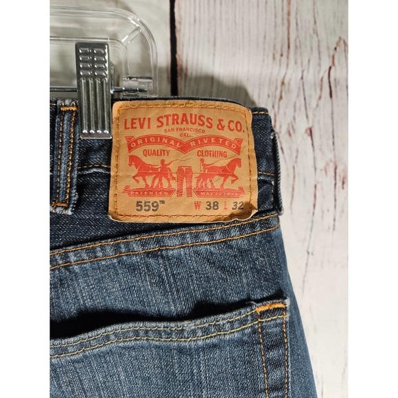 Levi's Men Jeans 38x32 Blue 559 Relaxed Fit Straight Leg‎ Dark Wash Cotton Denim - Picture 3 of 8